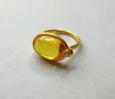 Ring Siena Materialdetail - hochwertige 18K Goldplattierung mit 0,6 Gramm Gewicht
