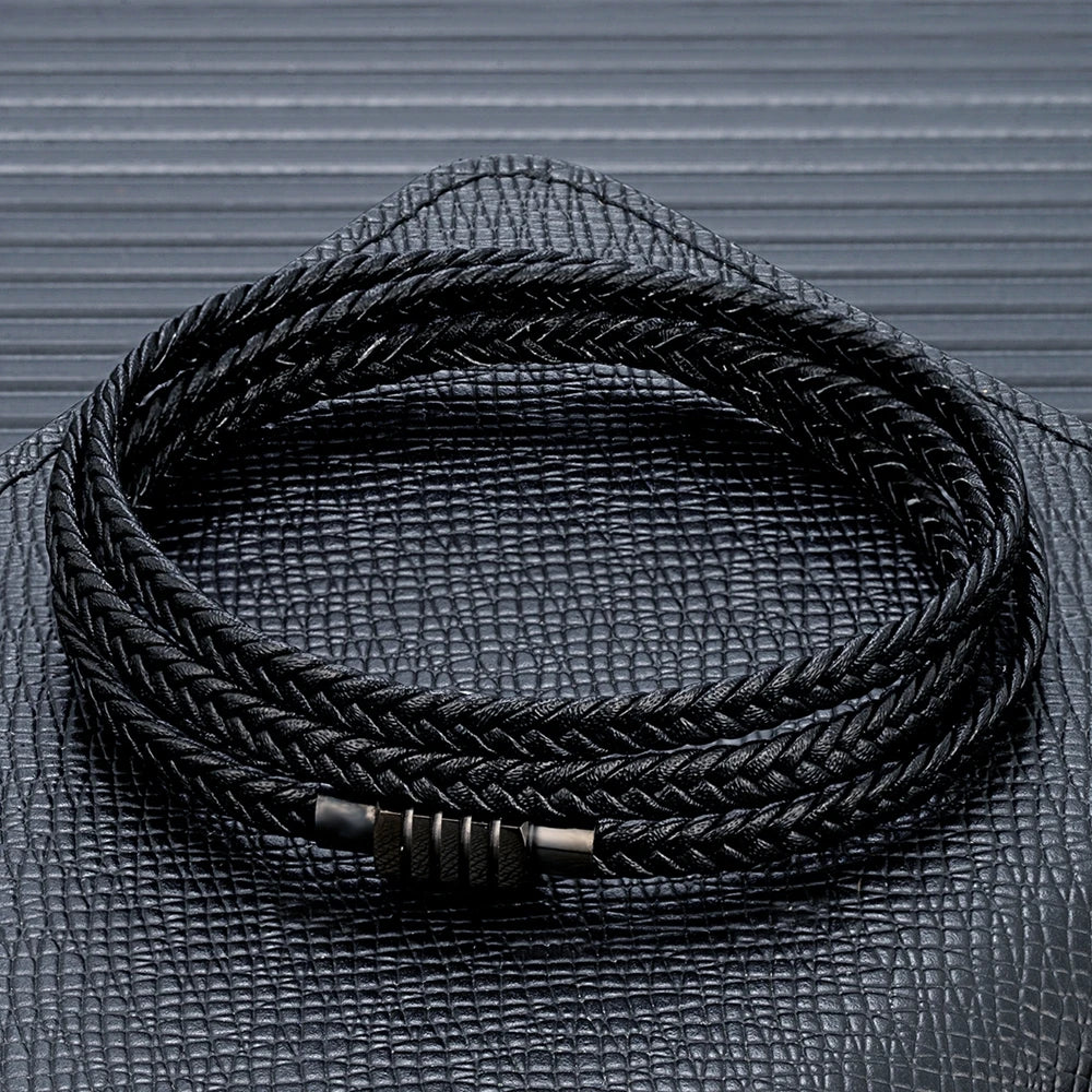 Armband Dave - Geflochtenes Herrenarmband aus Leder mit Magnetverschluss