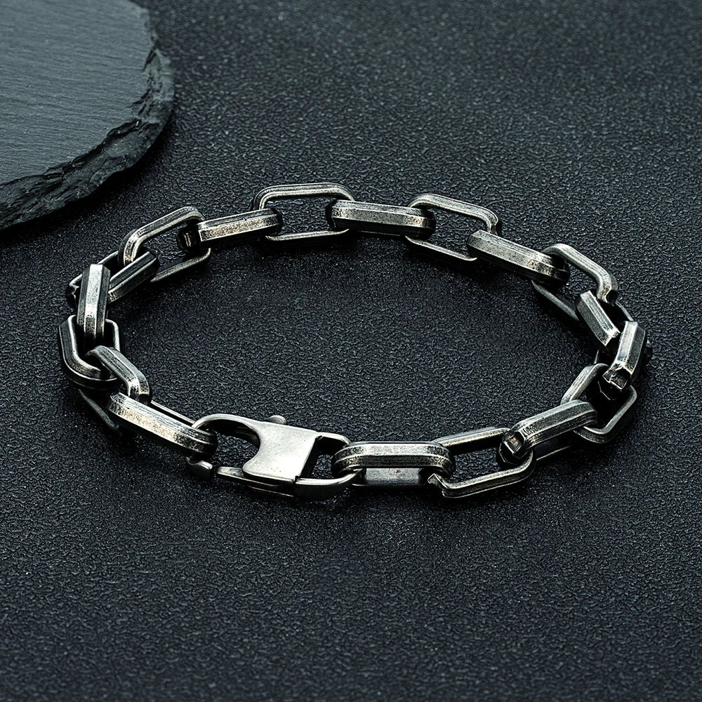 Robustes Herrenarmband Arwic mit Vintage-Design - quadratisches Gliederkettenmuster aus Edelstahl