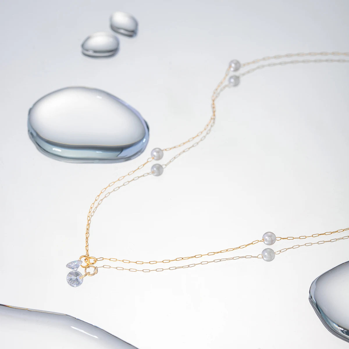 Freigestellte Halskette aus PVD 18K vergoldetem Edelstahl mit Süßwasserperle | minimalistischer Schmuck