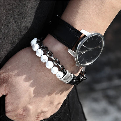Detailansicht Armband Ensy - Boxverschluss und natürliche Tigerauge-Steine kombiniert mit moderner Gliederkette