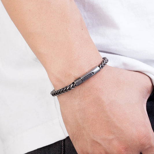 Detailansicht Armband Curby - magnetischer Verschluss und Fuchsschwanz-Kette