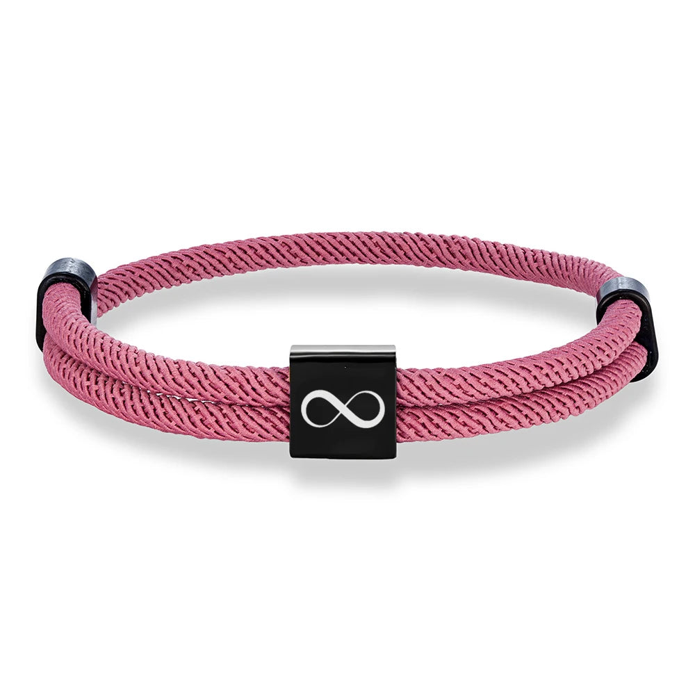 Edelstahl-Oberfläche des Infinity-Armbands - hautfreundlich und langlebig