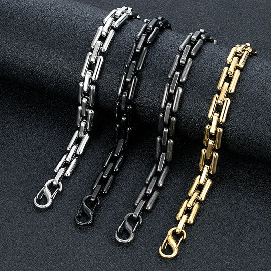 Luke Armband aus rostfreiem Edelstahl mit vintage-inspiriertem geometrischem Muster und Karabinerverschluss